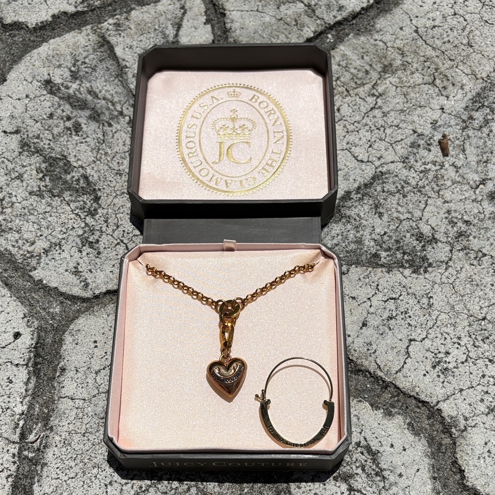 Juicy Couture Gold Heart Necklace